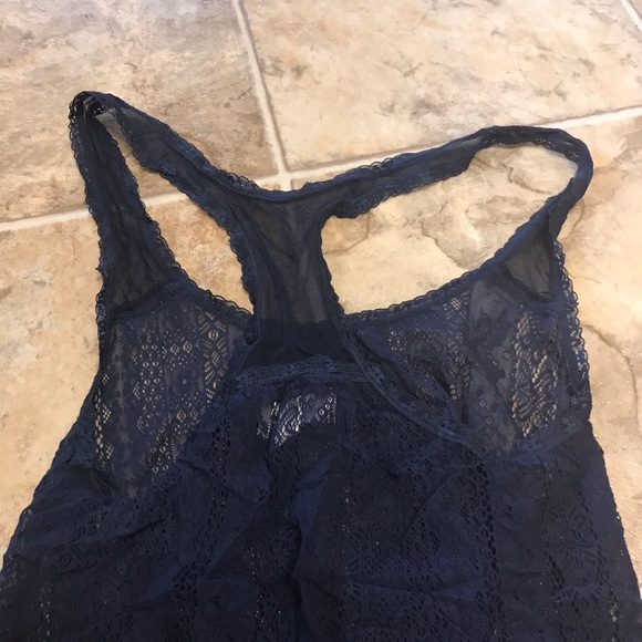 Hollister Lace Tank - Picture 3 of 3